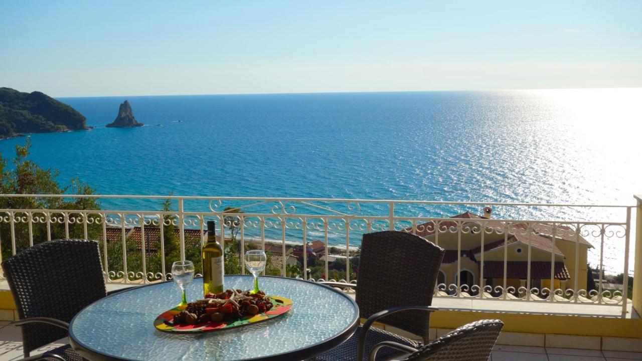 Natalia Apartment B With Panoramic Sea Views Of Agios Gordios Bay ภายนอก รูปภาพ