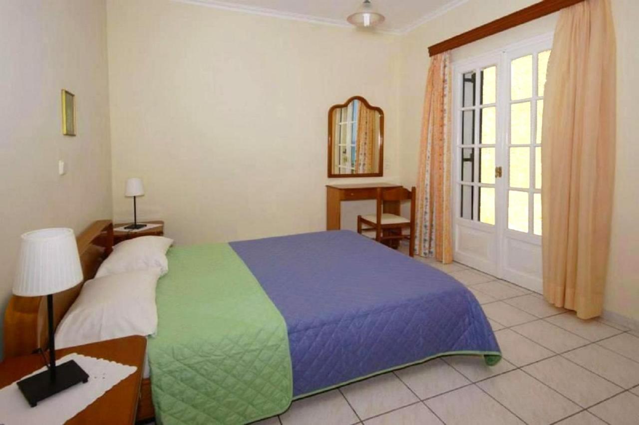 Natalia Apartment B With Panoramic Sea Views Of Agios Gordios Bay ภายนอก รูปภาพ