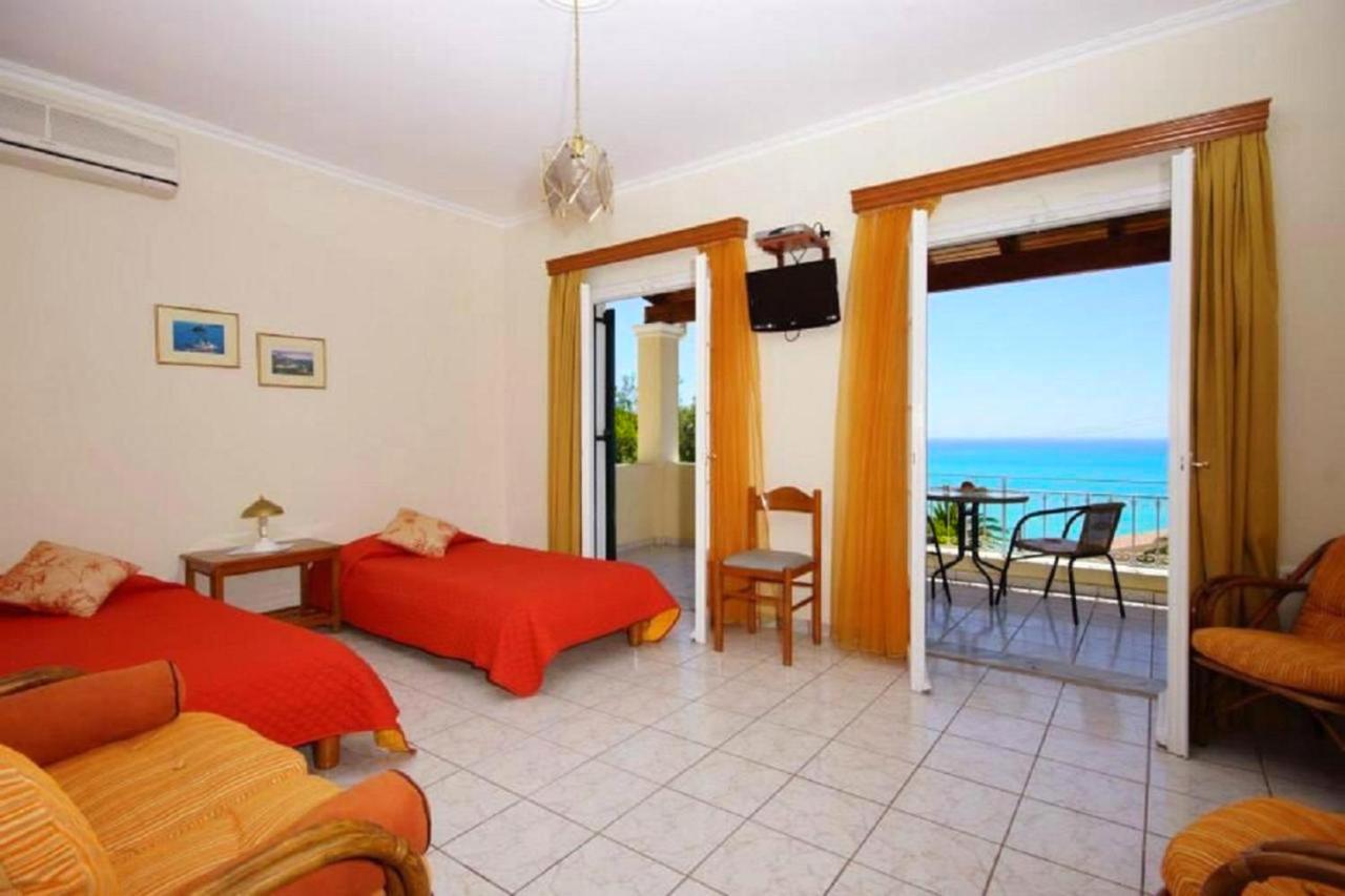 Natalia Apartment B With Panoramic Sea Views Of Agios Gordios Bay ภายนอก รูปภาพ